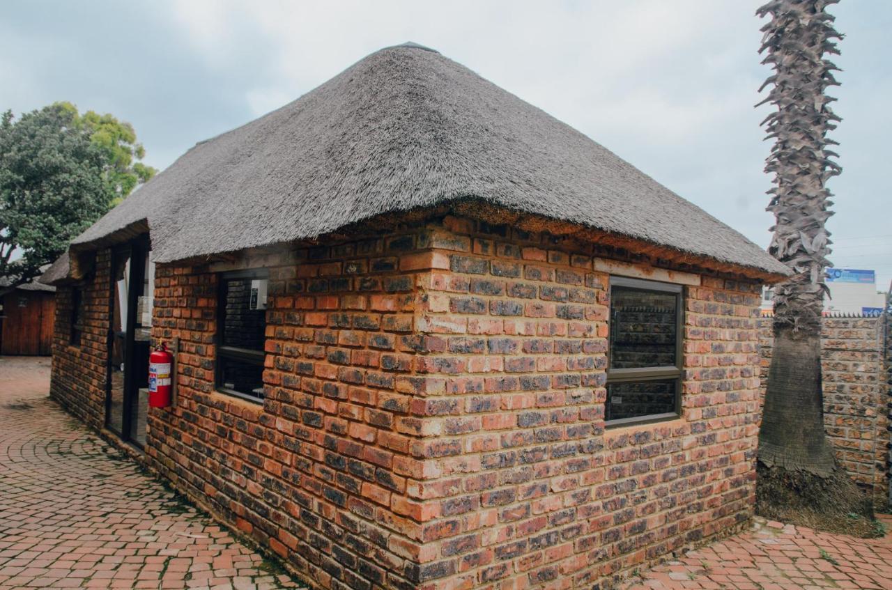Towers Lodge Boksburg Exterior foto